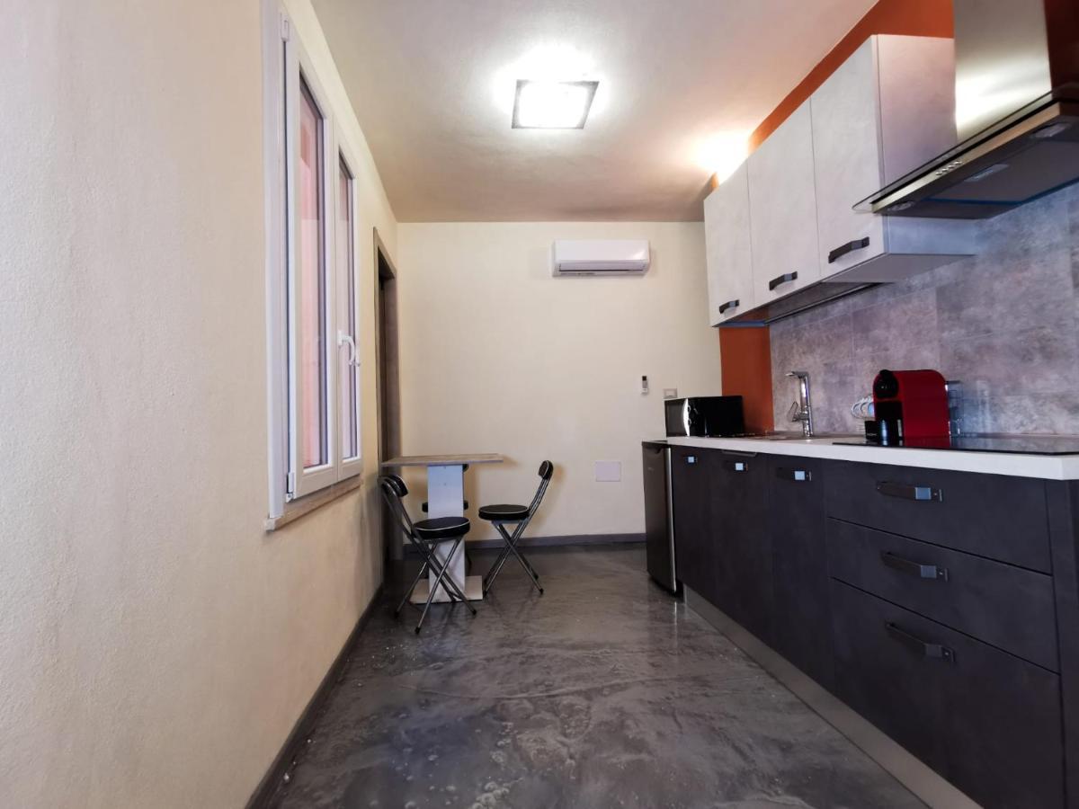 Via Cavour 19, Appartamento Del Conte Iglesias Exterior foto